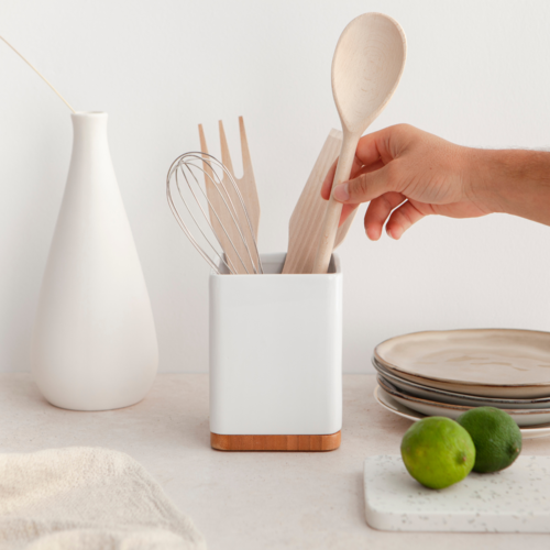 Porta utensilios de cocina con base de bambú SQUARE - blanco brillo
